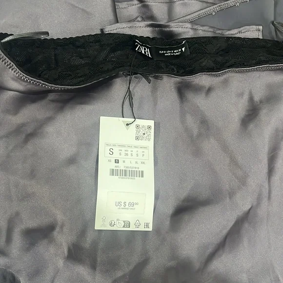 SATIN SKIRT AND LACE LEGGINGS - Picture 6 of 7